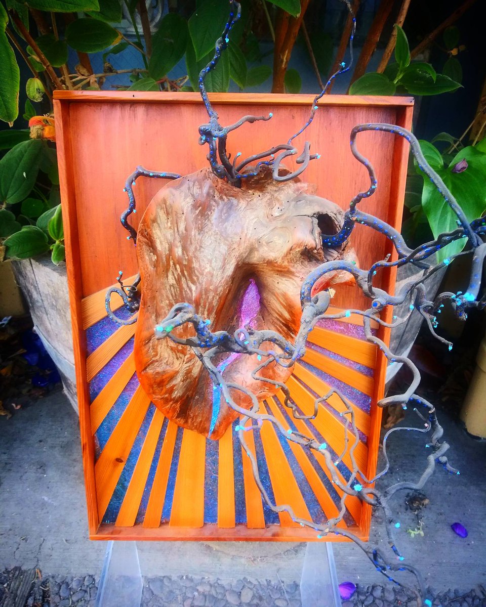 hands_many's tweet photo. This beautiful piece is called Matters of the Heart. This amazing anatomical heart is a found drift wood assemblage crafted by local artist and previous owner of the store Phil Haysmer. 
#manyhandsgallery#madeinhumboldt#oldtowneureka#shoplocal https://t.co/8rSTQCaOz6
