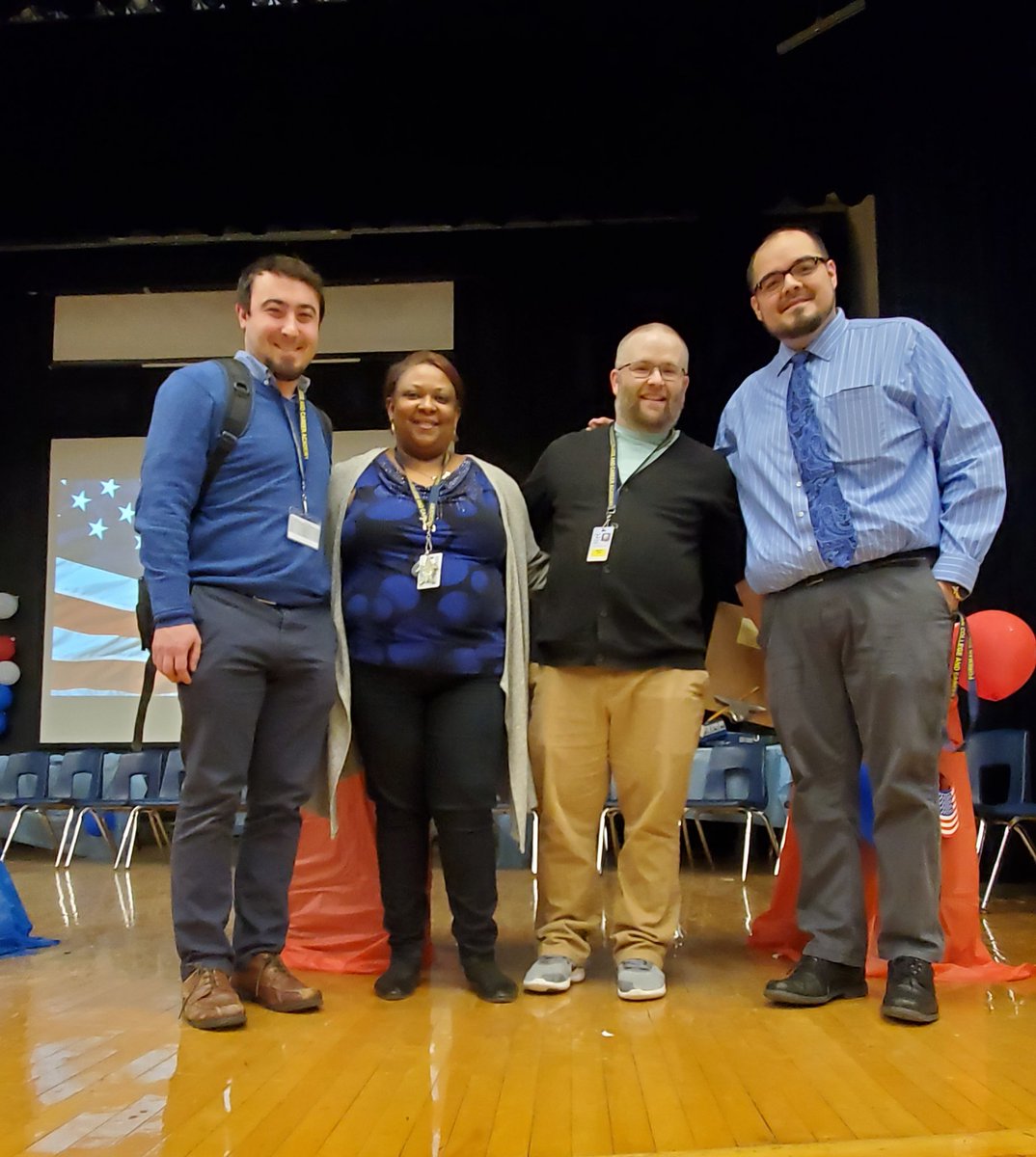 CPSFinEd's tweet image. Shouting out these amazing @ChiPubSchools educators for a successful student-led event @ForemanHS. Pictured: Mr. Demars, Mrs. Smagacz, Mr. Lane, and Mr. Escamilla. Special thanks to all the #CPSCivics teachers + Mrs. Smagacz for her leadership in organizing the event!