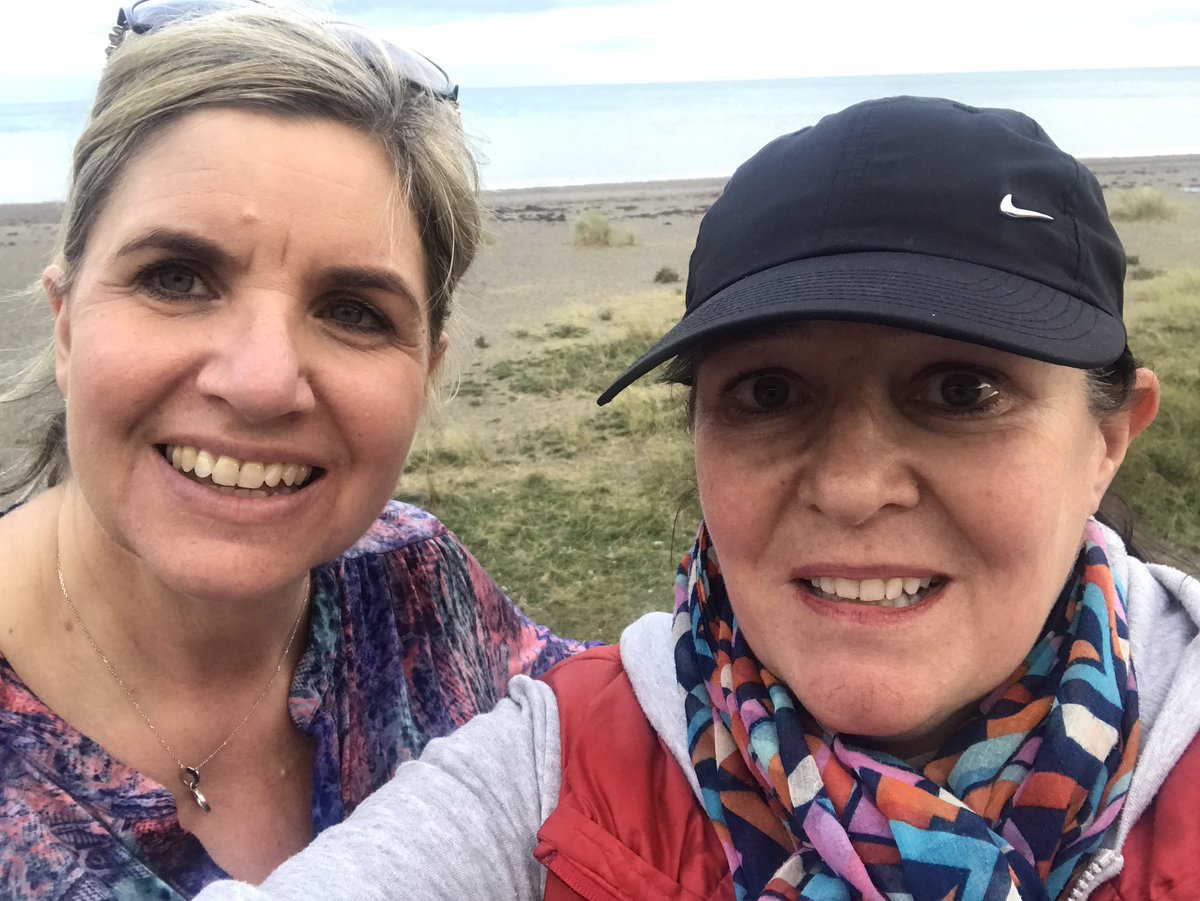 LinguaLittle's tweet photo. Great to have company โค๏ธDay 29 of #100daysofwalking @LunchtimeLiveNT #gettingeasier https://t.co/JtSVEiuycP