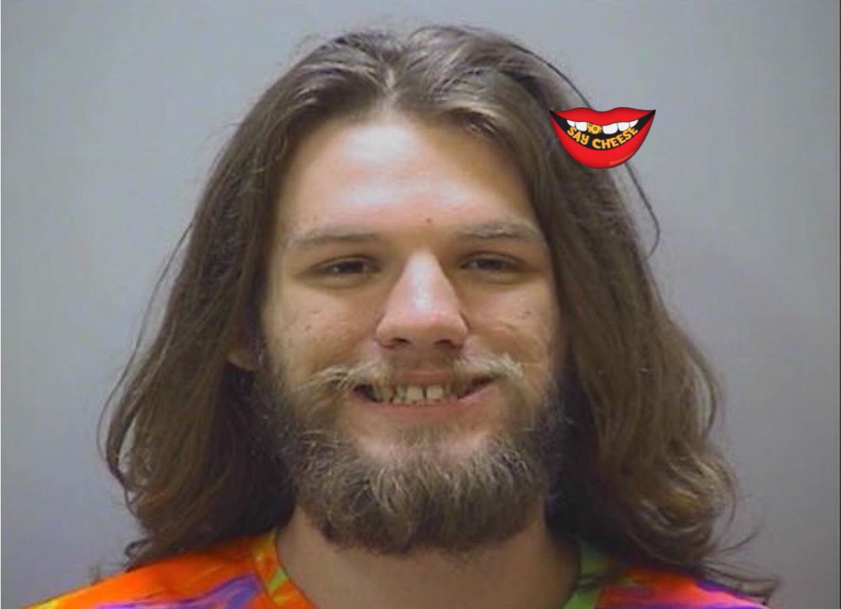 SaycheeseDGTL's tweet photo. Tennessee man fired up blunt in front of judge while appearing on drug possession charge. https://t.co/Tx8aGgoECR