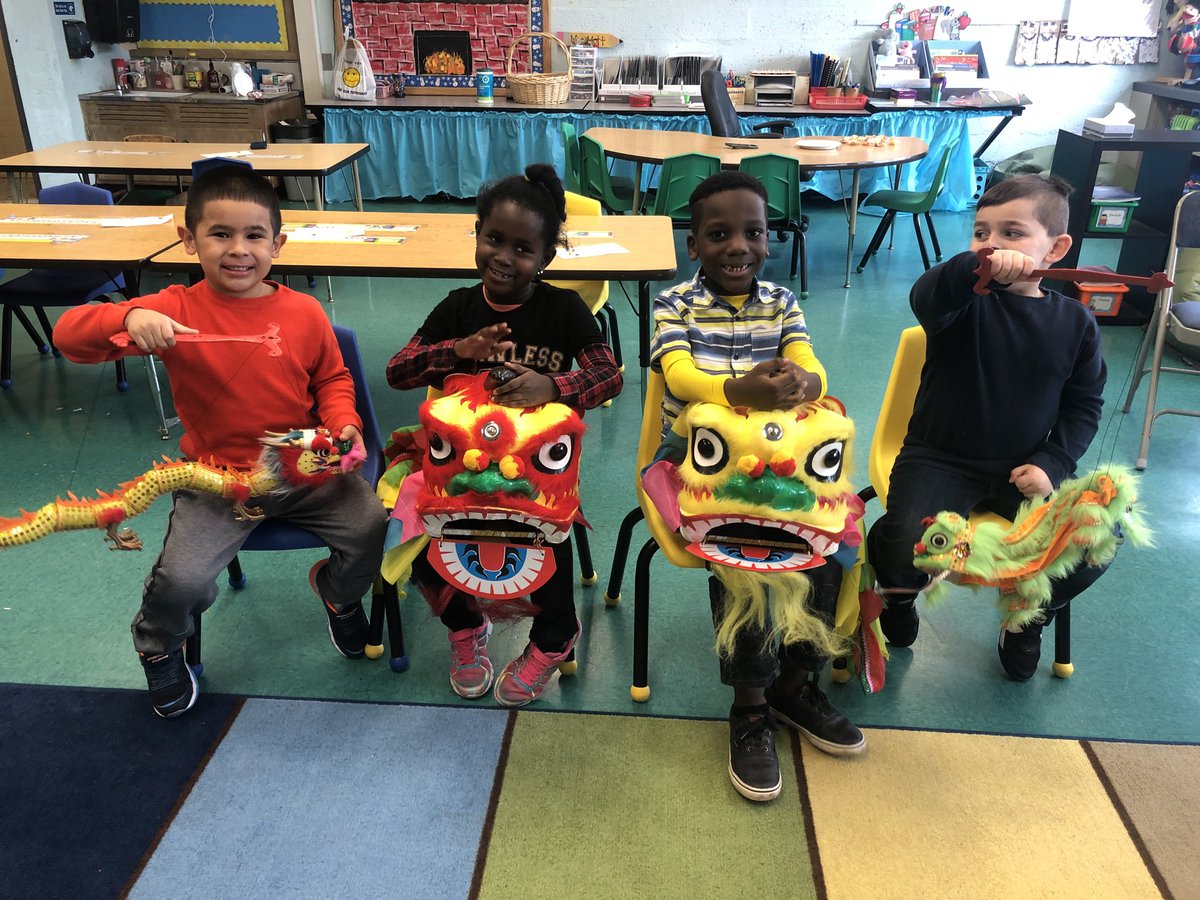 danielleborrom2's tweet photo. The children in Mrs. Mott’s class learned all about Chinese New Year! https://t.co/OptFOdSvtV