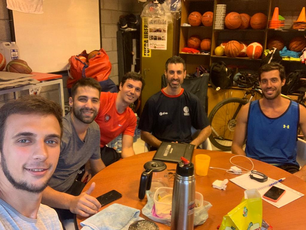 PabloBertoni1's tweet photo. Iniciando el 2020 con el equipo de trabajo!!! https://t.co/TDMZn2UAD4