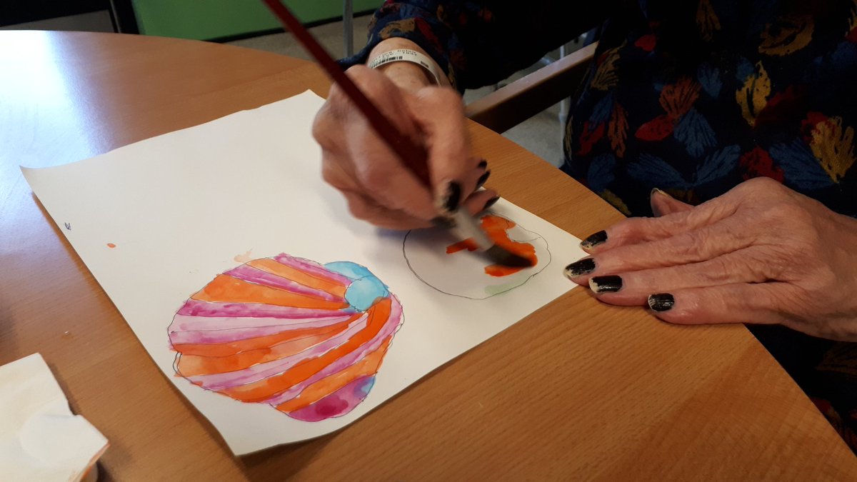 inkybird66's tweet photo. Beautiful bright paintings by one of the ladies on Elgar yesterday - so much enjoyment!
@NBT_Arts @SuperSouthmead #creativecompanions #artandwellbeing #artinhospitals #NBTProud https://t.co/DsZxHM5EMI