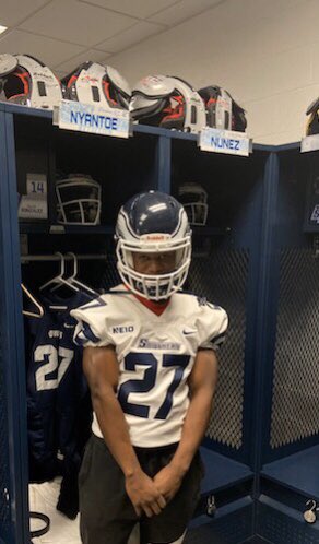 TerrellNyantoe's tweet photo. Really enjoyed my official visit at Southern Connecticut, thanks to the coaching staff and team. @SCSUFB @CoachTyler21 https://t.co/hvfe28U2D9
