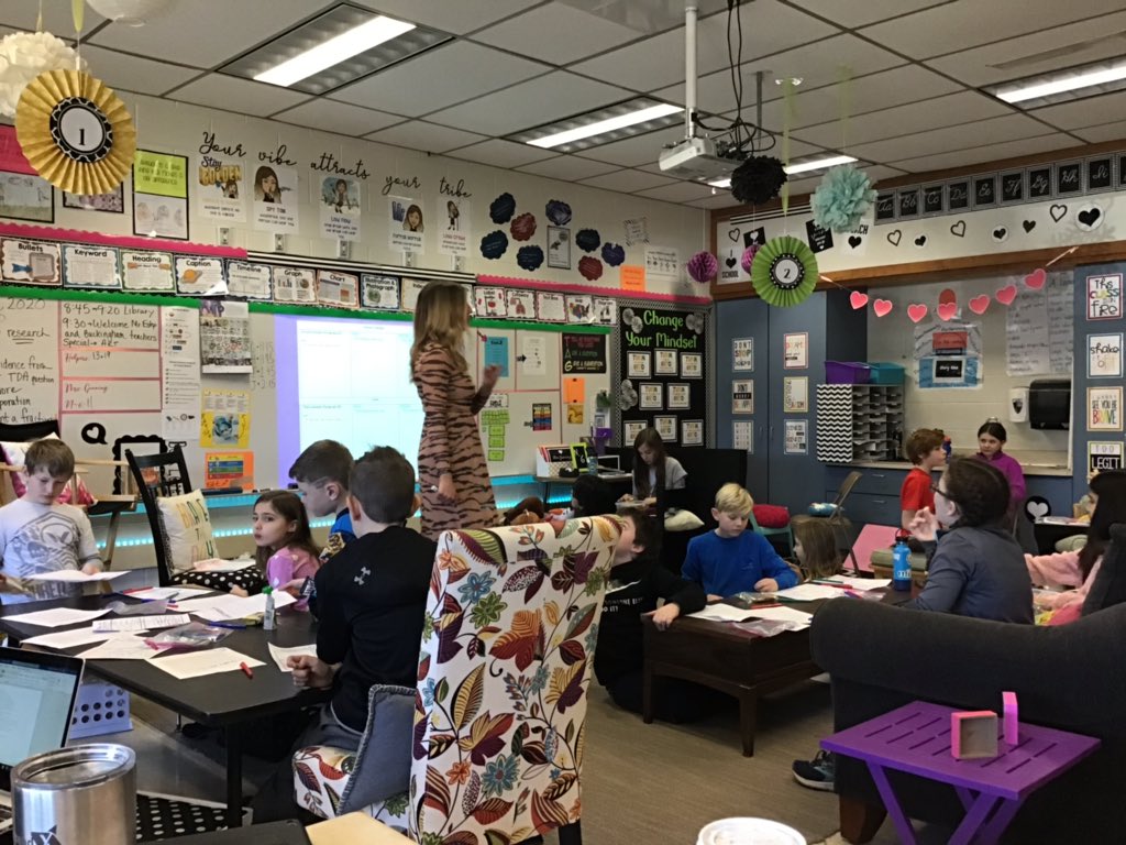 Thank you 😊@gunning_katrina for a fabulous and informative lesson today! 4th grade was inspired 📝💡✨<a href="/CB_Buckingham/">Buckingham Elem.</a>
