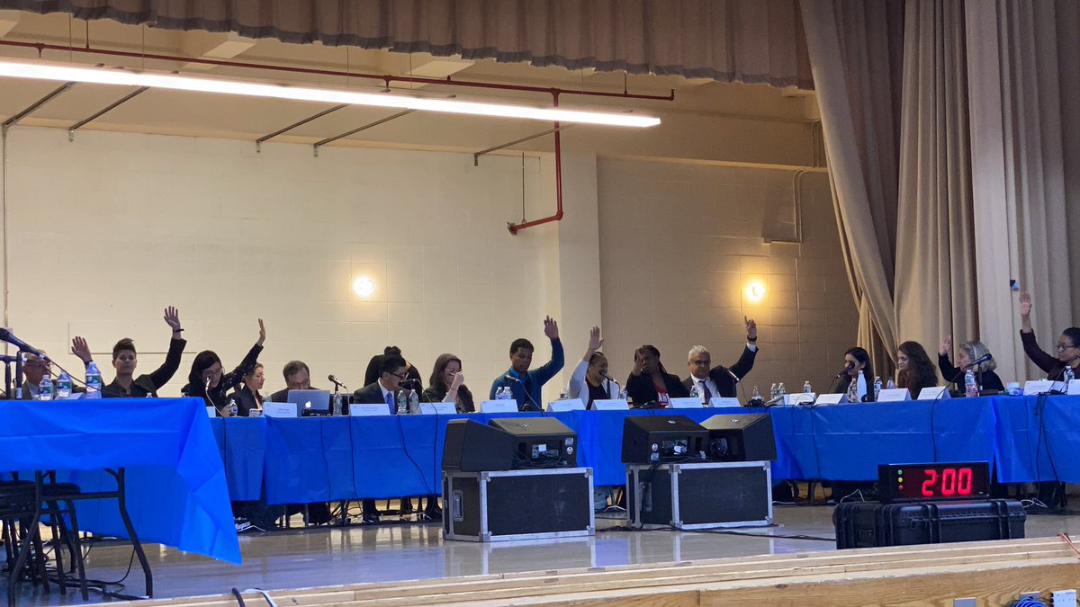 WalkaboutEdu's tweet image. WE ARE VICTORIOUS!

These 10 raised hands have ushered 
WALKABOUT BRONX HIGH SCHOOL
into existence!

We open in September!

Thank you @NYCSchools, PEP, @DOEChancellor, @KarinGoldmark, @MeishaPorter, @SuptAlcoff
and so many others.