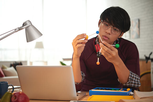 TuitionPhysics's tweet image. An Essential Guide To Help You Ace Your Physics Exam
#PhysicsTuitionForSec3 #PhysicsTuition
tuitionphysics.com/jan-2020/an-es…