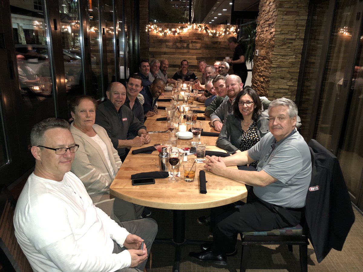 TonyBGenie1's tweet photo. The best dam sales team in the east and the west!!! #geniecompany #teamgenie #salesteam https://t.co/4hx6c5NbSC