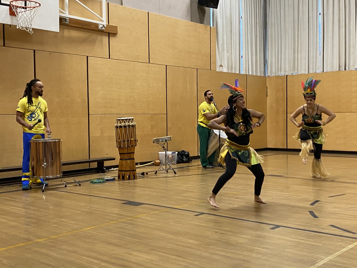 UHillElementary's tweet photo. Students and staff enjoying the music, culture, and martial arts of @axecapoeiravan 
#vsblearns https://t.co/9sLFWkTzNn