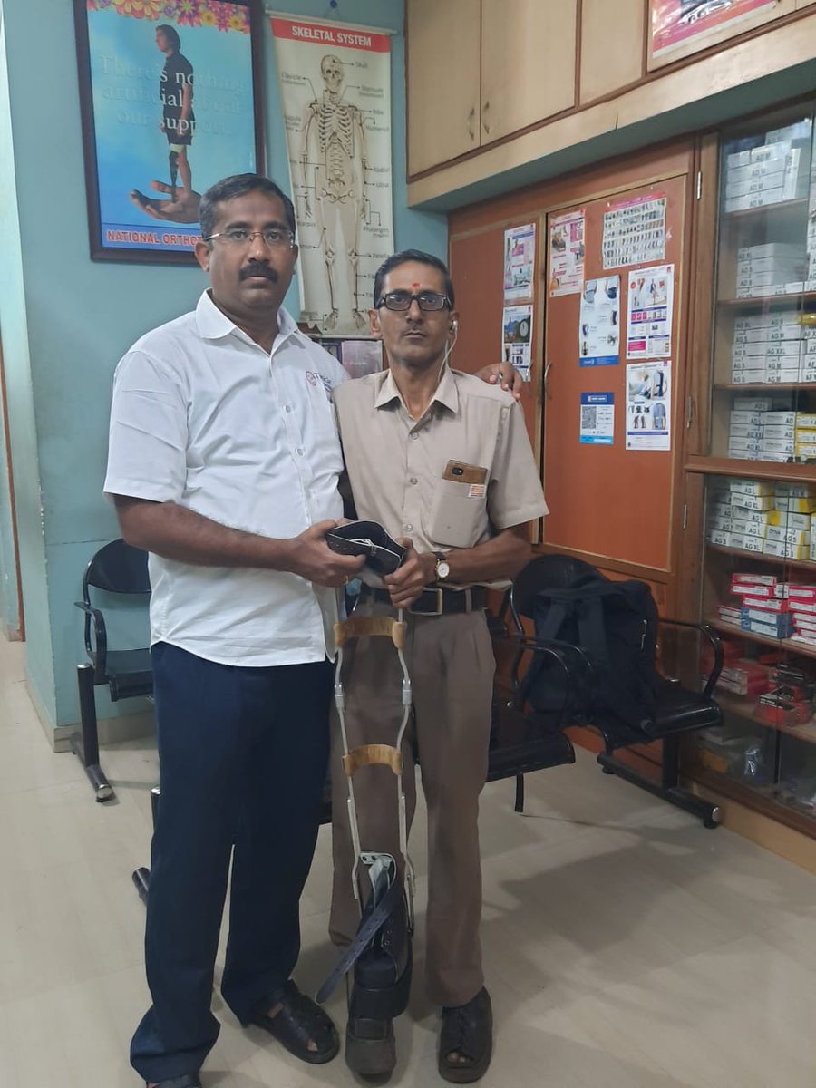 Tinklesevaa's tweet photo. On 29th Jan, 2020
@Tinklesevaa #CaliperShoe presented by Mr. T. Suresh Kumar, #CM #BNMTSKTrust to Mr.N.Devaraj a #physically #challenged with #earing #impairment who works in a manufacturing company for a #dignified #living. Marking our service to needy on 10th consecutive year. https://t.co/9C9TGcOdyj