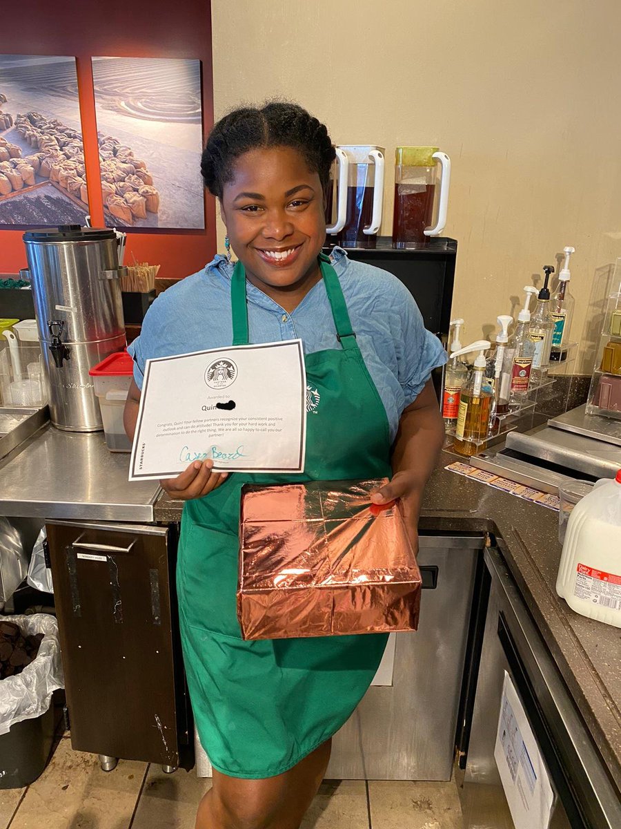 adoreQQ's tweet photo. Ya girl,  Q the barista bae.. flexing #partnerofthequarter https://t.co/l11H9FZh7w