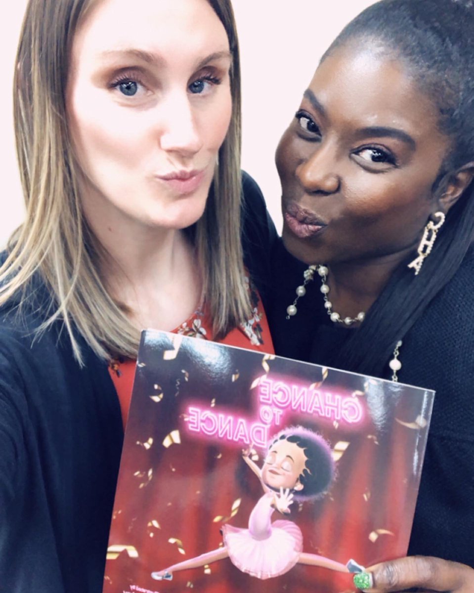 ChancetodanceB's tweet photo. ShoutOut to the Carter Academy Literacy Coach Ms. Sawhill. Thank you so much for your support!! 📚📚📚#WeAreAldine 🙃👑🤳🏾#teacherssupporteachother #bookitty #books📚🩰💕#booksandballetshoes  @misslillay @LillianSawhill @Carter_AISD @drgoffney @MargauxTeaches @lmamerson https://t.co/6ZRihasX1b