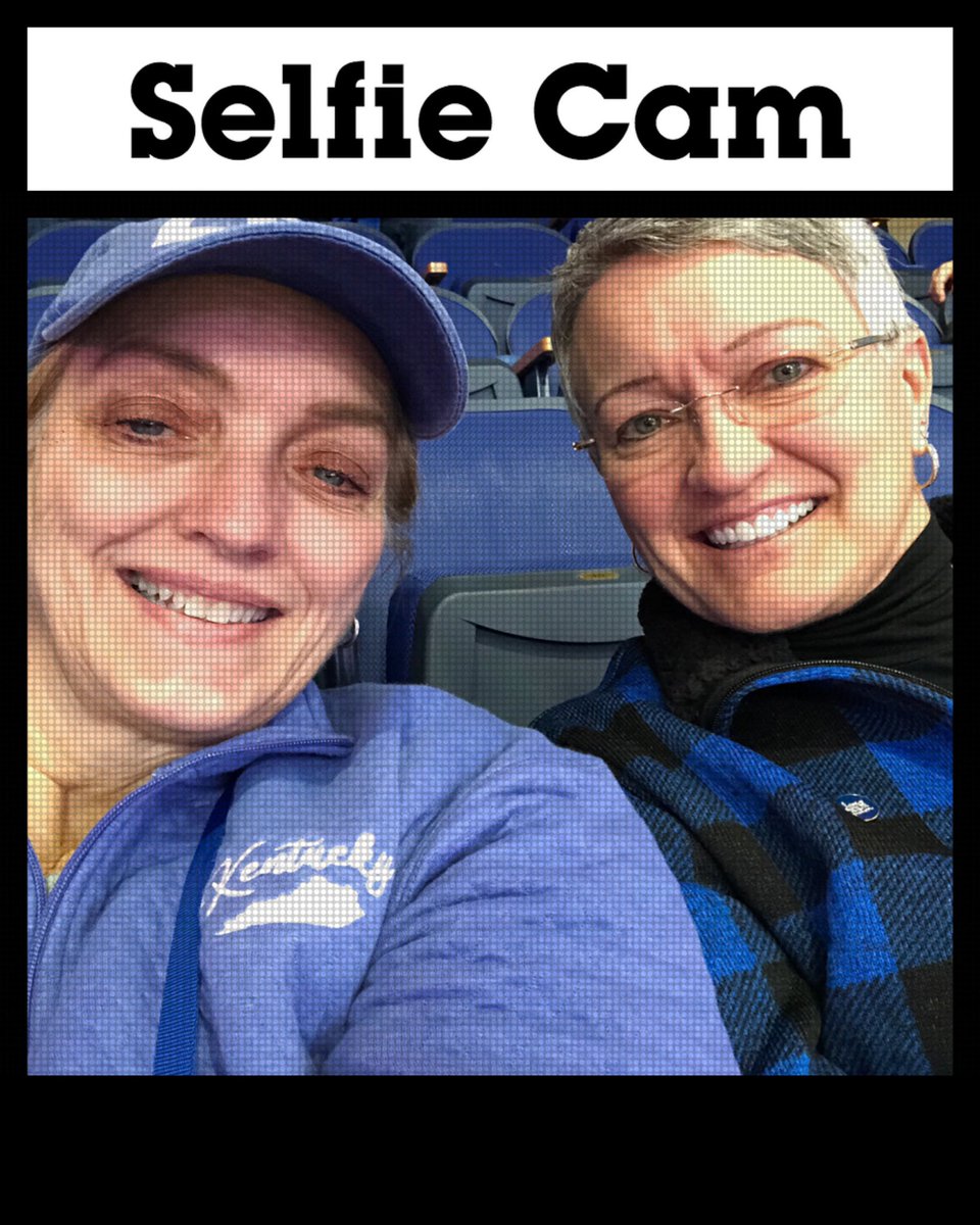 MrsJefferson79's tweet photo. #SistersDayOut
#WeAreUK https://t.co/rLpZj8I6gq