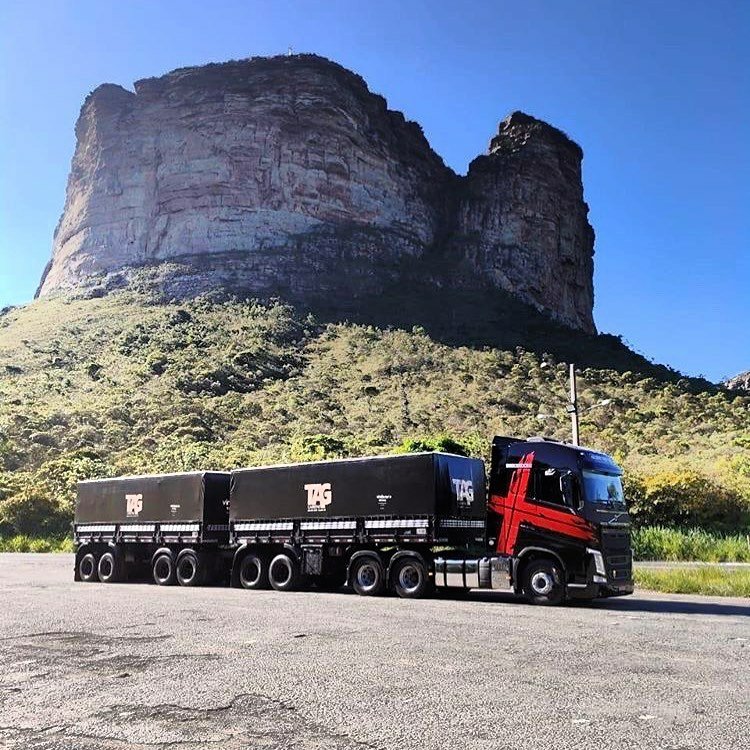 CamionesLat's tweet photo. Hoy no publicamos, asi que va por duplicado...
VOLVO #Bitren y paisaje soñado!
Buena ruta para todos!!!
#ImagenesDeCamiones 😎🚛💨👇 https://t.co/yXJ7sjBk8Y