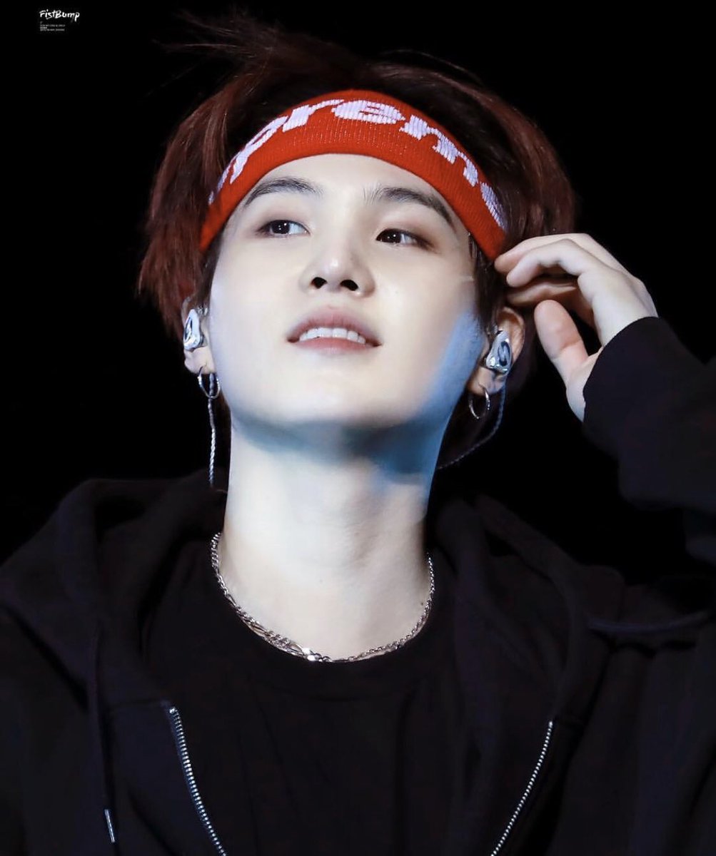 day 31: i want to boop yoongi’s button nose