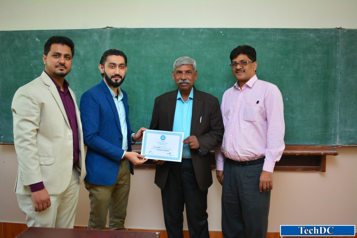 Ali_Muneer's tweet photo. Training and Development of technicians, technologists is the dire need and needs to be addressed at national level, said PPPP Senator Anwar Lal Dean during the training session organized by TechDC 
https://t.co/mniZoC3rzP

#PowertoTechnologists #TechDC https://t.co/U595lXXDZf