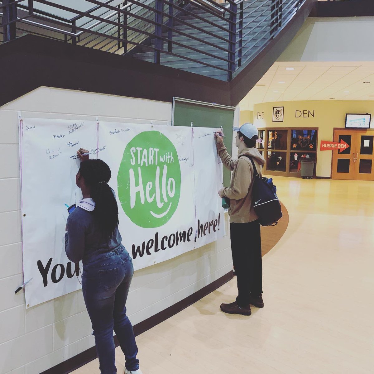 SAVE_pnhs's tweet photo. Tomorrow, make a commitment to a positive school culture @PortageNorthern by signing our #startwithhello banner!  Don’t forget to wear red ♦️♦️♦️ https://t.co/JhboGfTQIs