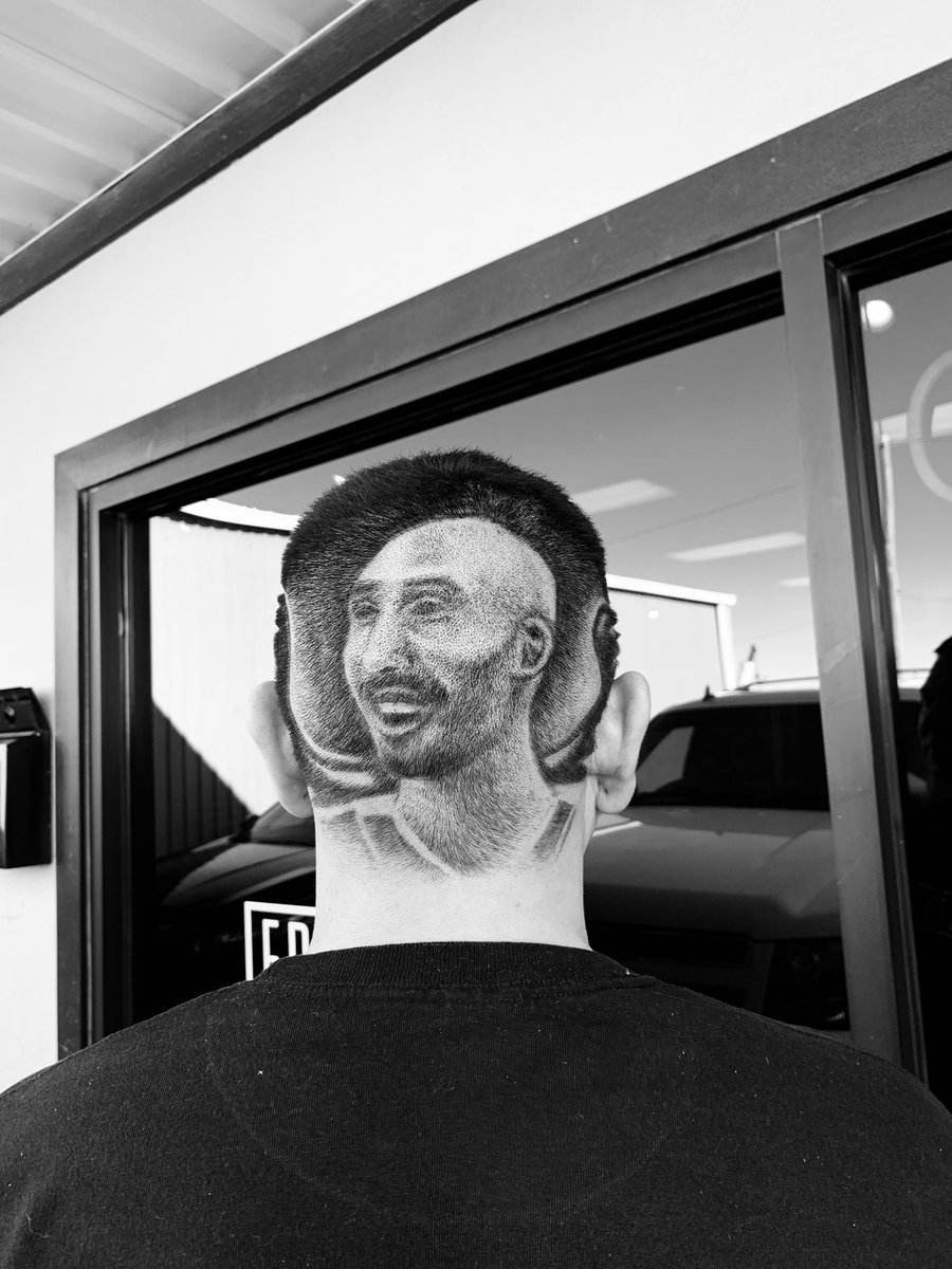 RIP KOBE #FREESTYLE #PORTRAIT #KOBEBRYANT #ESPN #NBA #BLACKMOMBA #robtheoriginal #nastybarbers #barbershopconnect #BARBERSHOP #LAKERS