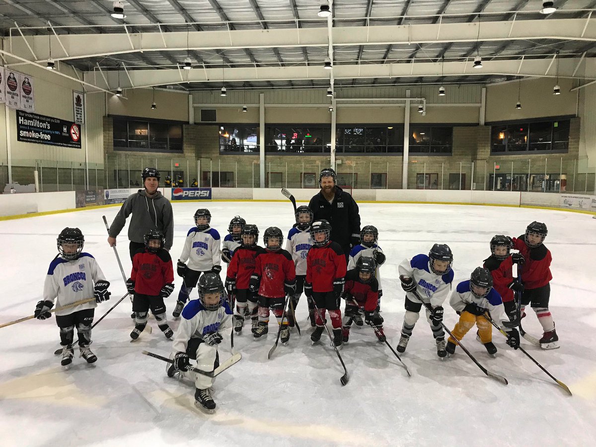 Eastside_Auto's tweet photo. Since 75 Reach Forth has been at work in the communities of Hamilton. Through support from local businesses like Eastside Auto, they are able to continue with their ministry in youth sports, reaching over 250 people a week. Please check them out online at https://t.co/Le3Skn9uPl https://t.co/pL2CiB83Hz