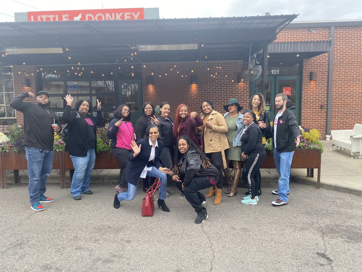 realcpate's tweet photo. So proud of these Top Performers for the month of December. #205Takeover #RunAsOne @dreddy7_dt @m_wan4life https://t.co/pkjaRglNyr
