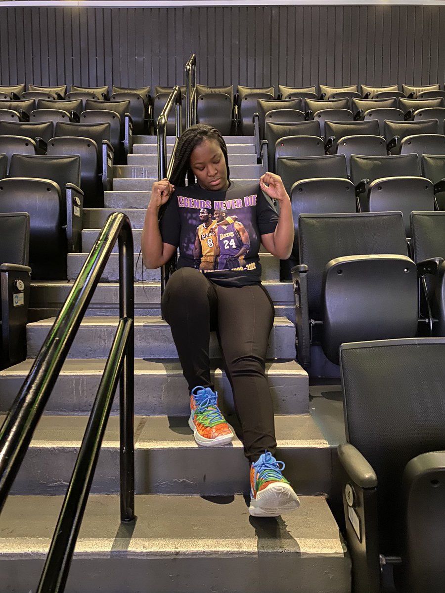 iamMarshh's tweet image. As an athlete, daddy’s girl, Diehard WNBA &amp;amp; NBA fan this pain is different.  ** balls paperball, dribble dribble, fade away #Koobeeeee* #ThankYouMamba #RepBklyn