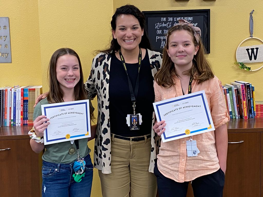 Wellborn_MS's tweet photo. Congratulations to Kathryn Lewis, this year’s WMS Geography Bee winner! Great effort by Marie Vause (2nd) and Hayden Miles (3rd) and the rest of our scholars who competed. #WMSWarhawks #academicaccountability https://t.co/m0DdUAdSRK