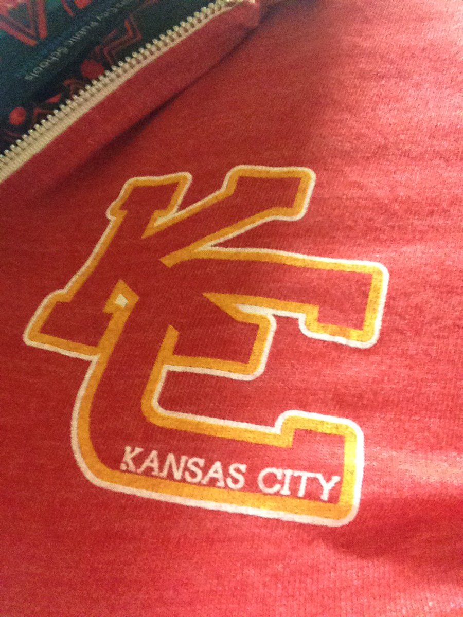 PeggyEverist tweet media