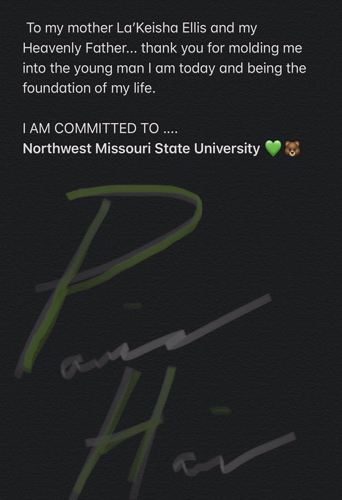 21Dreamville's tweet photo. Happy Birthday Mama... Committed 💚🐻 https://t.co/xSZ7ygdgE7