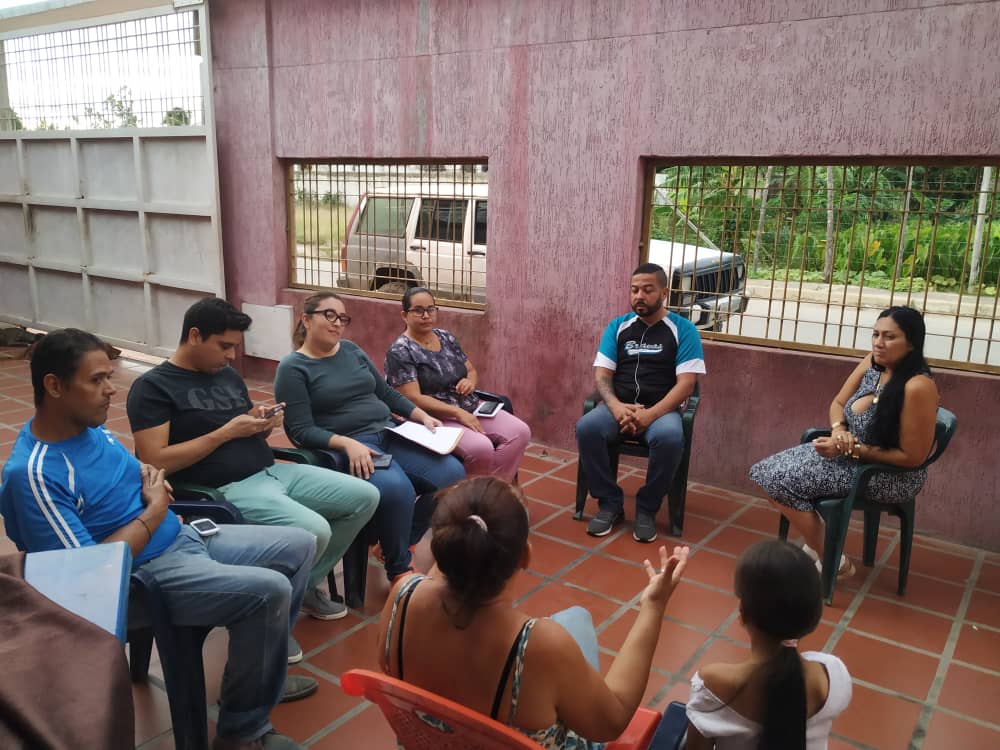 alarcon_vzla's tweet photo. Nos organizamos en cada sector para sumar voluntades en la búsqueda de soluciones Doña Elisa Mcpio García #NuevaEspartaNosUne https://t.co/YuTtMPxs97