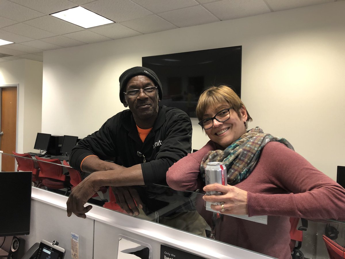 RangerRecardo's tweet photo. You don’t need #games to have a good #gamenight. You just need #goodpeople to be around. #beltwaystrong #comcast https://t.co/gpUmtMhtKI