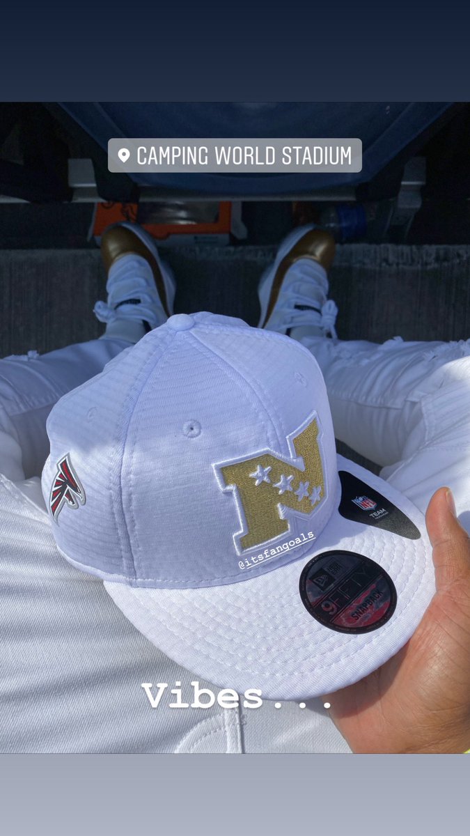 ItsFanGoals's tweet photo. I Got Snubbed Again This Season, But Of Course I Showed Up For The Game Anyway... Not To Mention They Didn’t Have A Jarrett Or A Hooper Jersey!! You Know I Talked So Crazy To Them Folks... #iHad2Improvise #ProBowl2020 #AFCvsNFC  #CampingWorldStadium #50YardB ™️ #ItsFanGoals ™️ https://t.co/q0nhcKi74x