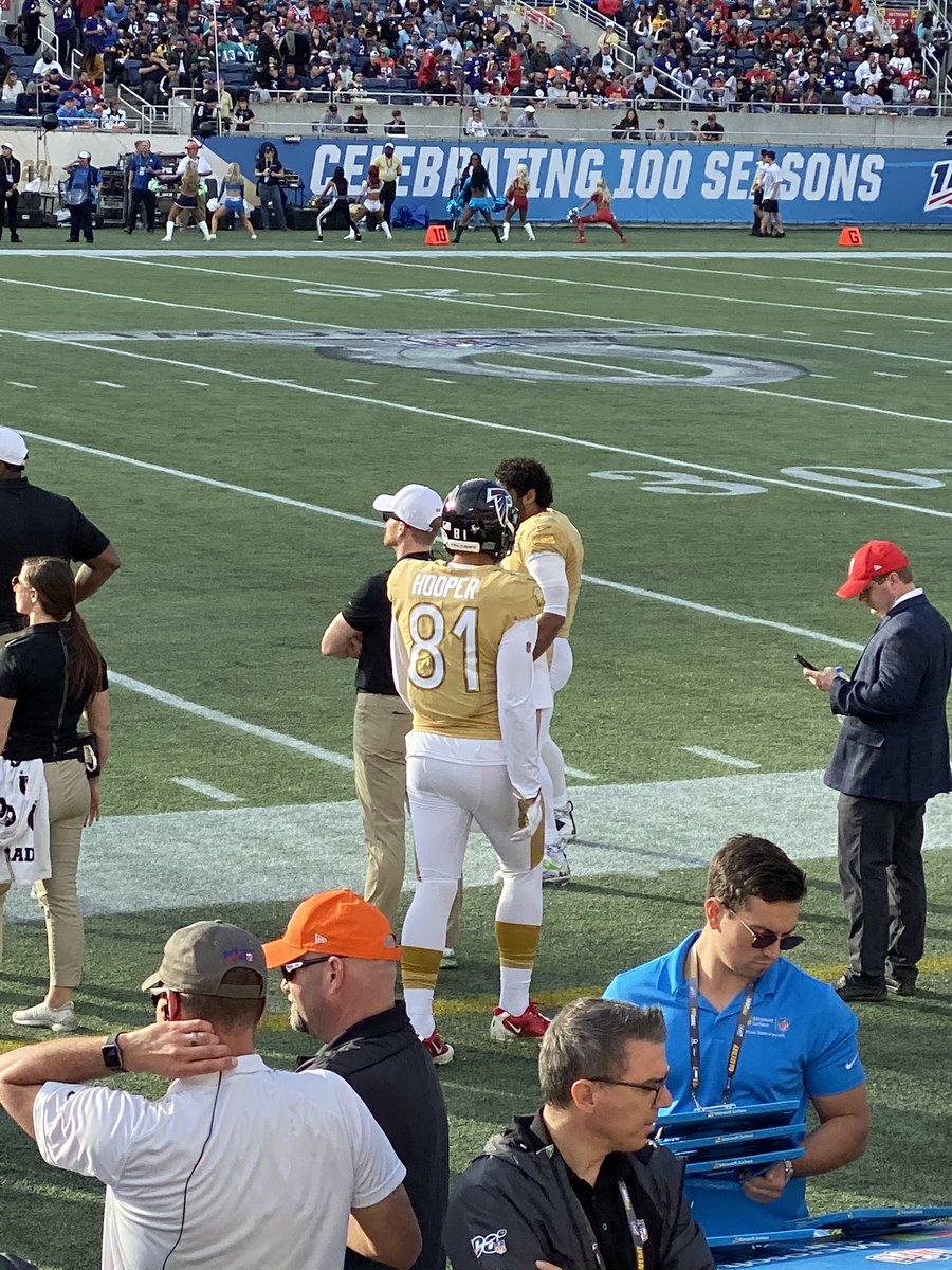 ItsFanGoals's tweet photo. I Got Snubbed Again This Season, But Of Course I Showed Up For The Game Anyway... Not To Mention They Didn’t Have A Jarrett Or A Hooper Jersey!! You Know I Talked So Crazy To Them Folks... #iHad2Improvise #ProBowl2020 #AFCvsNFC  #CampingWorldStadium #50YardB ™️ #ItsFanGoals ™️ https://t.co/q0nhcKi74x