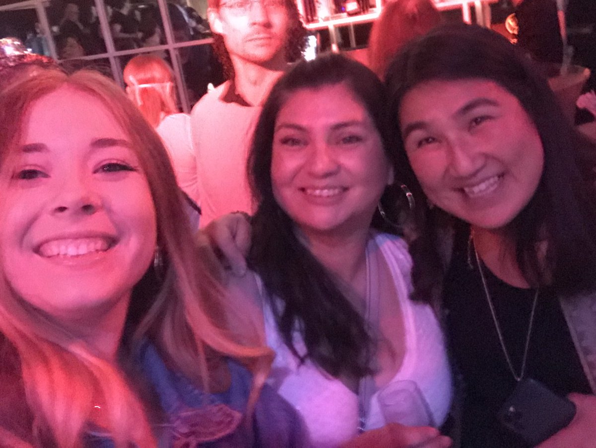 SoniaChavezmktg's tweet image. Thank you @susiewee and team for the fantastic #DevNet welcome 🙏🏼 I’m in for Chapter 2!