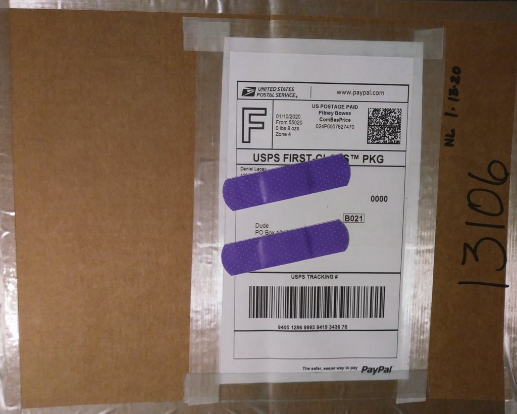 3. The postwoman behind the counter just happened 2 have on Purple, so I told her I thought the package might've been a Twin Cities born gift and, as a Prince fam herself, she was slayed! When she brought it out from the back, sure enuf: it was a package from  @PainterPancakes!