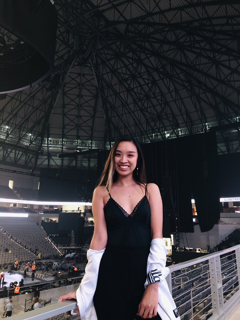 aIydaIi's tweet photo. oh shit who’s tryna rap battle https://t.co/FrfiF6ke9e