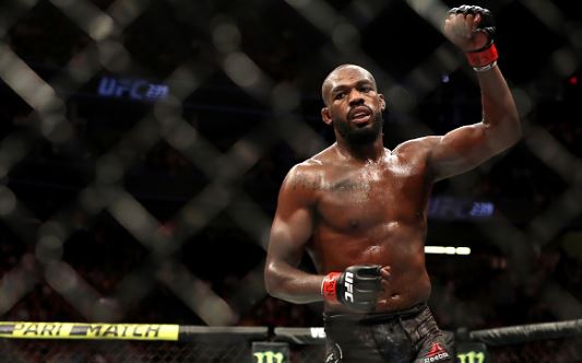 TSN_Sports's tweet photo. .@arielhelwani: Jones better pound-for-pound fighter over Khabib. VIDEO: https://t.co/hQhgoTHelP

#BellLetsTalk https://t.co/KMymS9KvIT