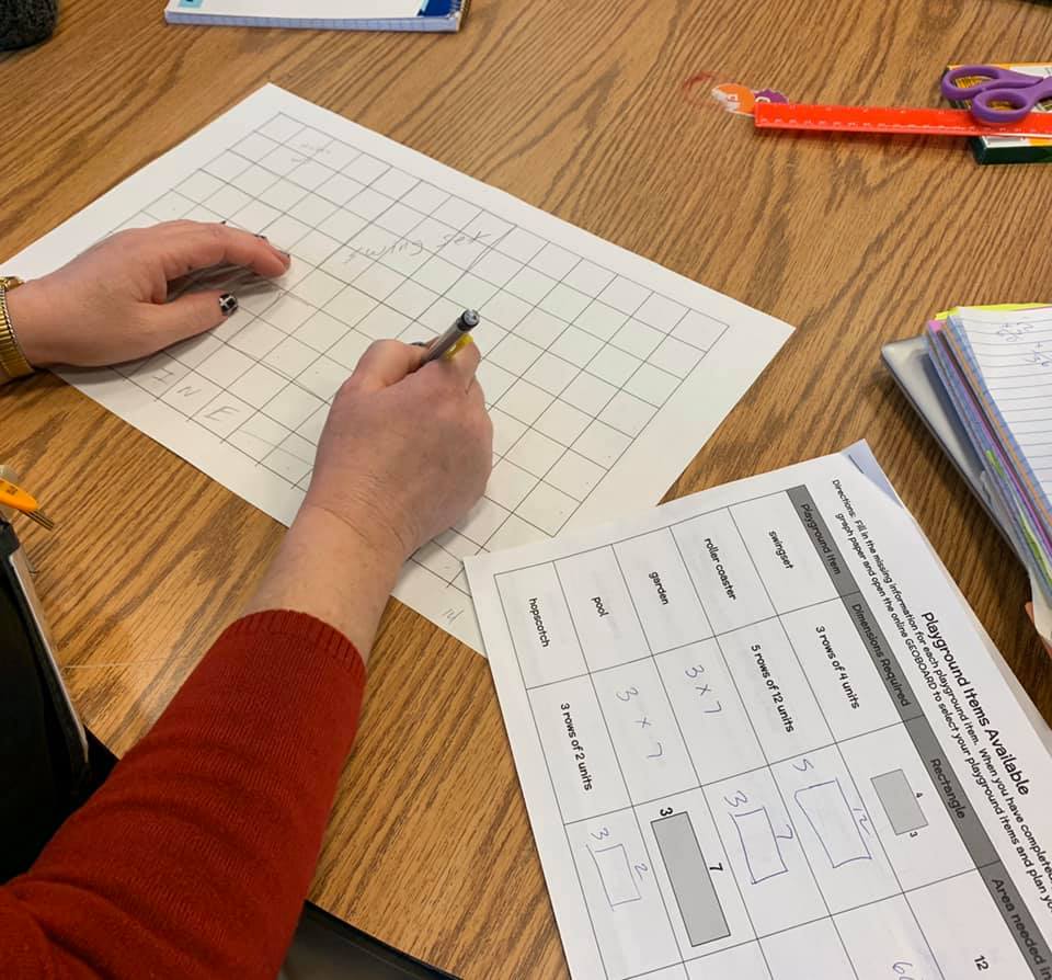 TheSTEMnerdette's tweet photo. Teachers at @barnes_elem did a great job working together! I wish I had video of their math conversations during this activity - it was awesome to hear! 😄🎉🎉 #STEM #Inqiury #ITFMitchell #NC3MD7 @WCS_TechDept https://t.co/GquL9zDEbs