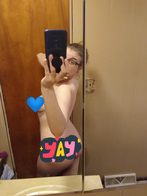 Birthday is in a week! And all I want are some new little paypiggies ;)  FinD findomme swtwitter paypig<a href="/tag/find"class="tags"><span>#find</span></a><a href="/tag/findomme"class="tags"><span>#findomme</span></a><a href="/tag/paypiggy"class="tags"><span>#paypiggy</span></a><a href="/tag/cashcow"class="tags"><span>#cashcow</span></a><a href="/tag/walletsla"class="tags"><span>#walletsla</span></a>