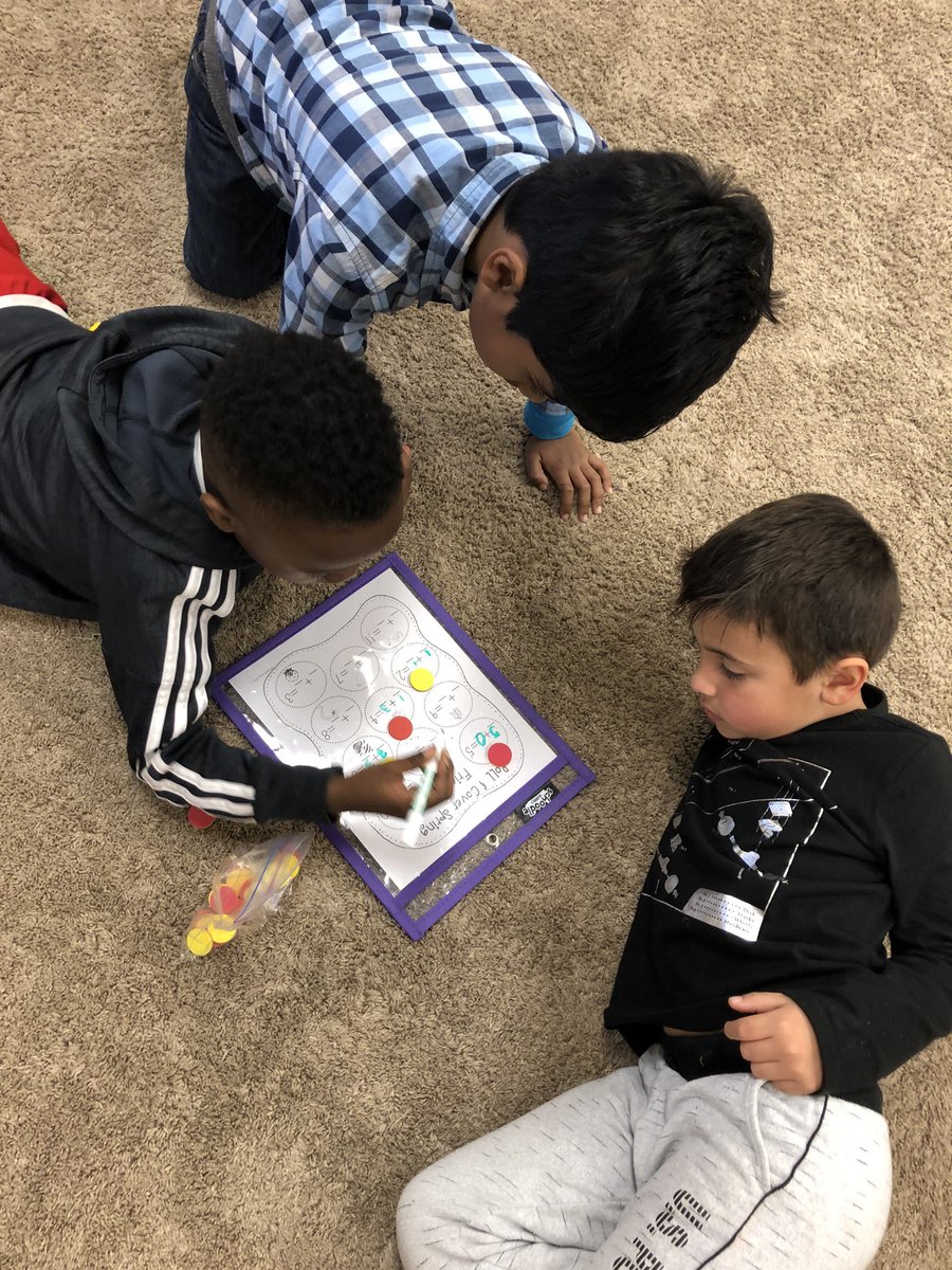 Sandra_Fortune1's tweet photo. Math BEAR Block activities! ๐๐พ
Games after our whole group lesson!๐
#MissingAddends https://t.co/nIwCffDA6a