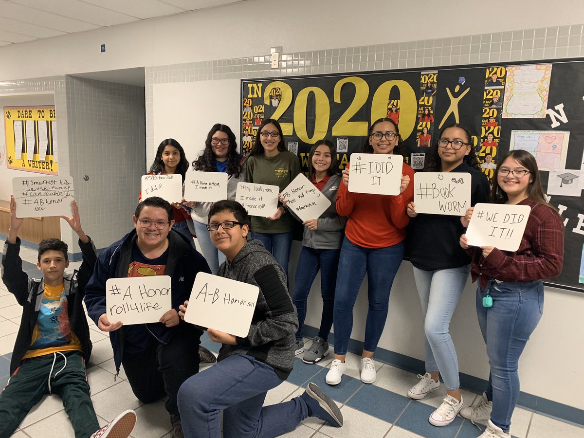 SMSAVID_'s tweet photo. AVID is no stranger to excellence and super fly grades 😎 huge congratulations to our 8th grade AVID Bulldogs in their Honor Roll achievement! #honorroll4life #welovethechallenge #TeamSISD https://t.co/2Ibg26NUop