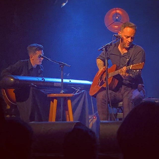 MirjamNi's tweet photo. Perfect night seeing the incredible @davehause & @timbillhause with @andyb2012 @kulturkirchekoeln 😍🙌🏻
•
•
#davehause #timhause #kulturkircheköln #raw_concert #raw_mobile #unsquares #hiyapapayaphotoaday #music #concert #concertphotography #livemusic … https://t.co/LFbQKeezwX https://t.co/x3s7vMcYZ9