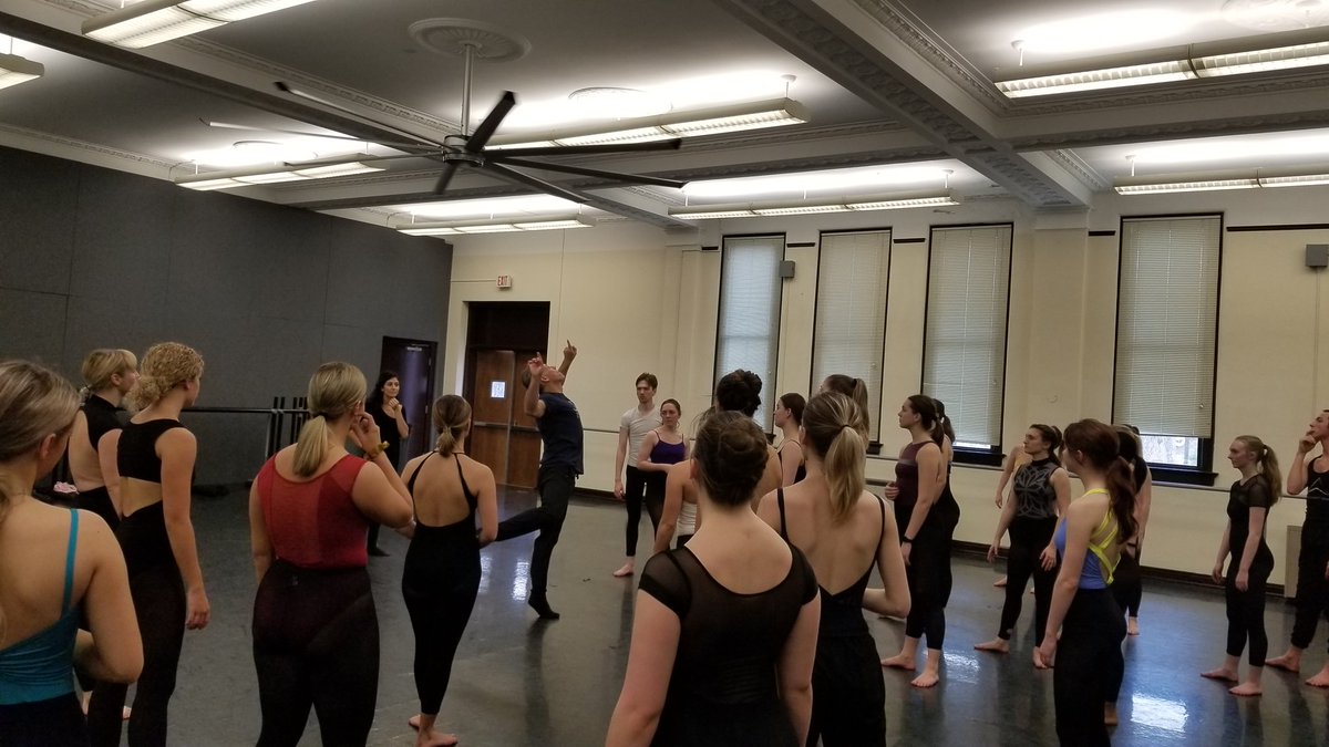 WKUDanceprogram's tweet image. We had a great day with @JonLehrerDance! We were thrilled to have Jon &amp;amp; Cristiana in our studios today teaching a master class! #creatingthinkingartists #danceonthehill #supportdance @WKUTheatreDance @WKUPcal @WKUAdmissions @caboni