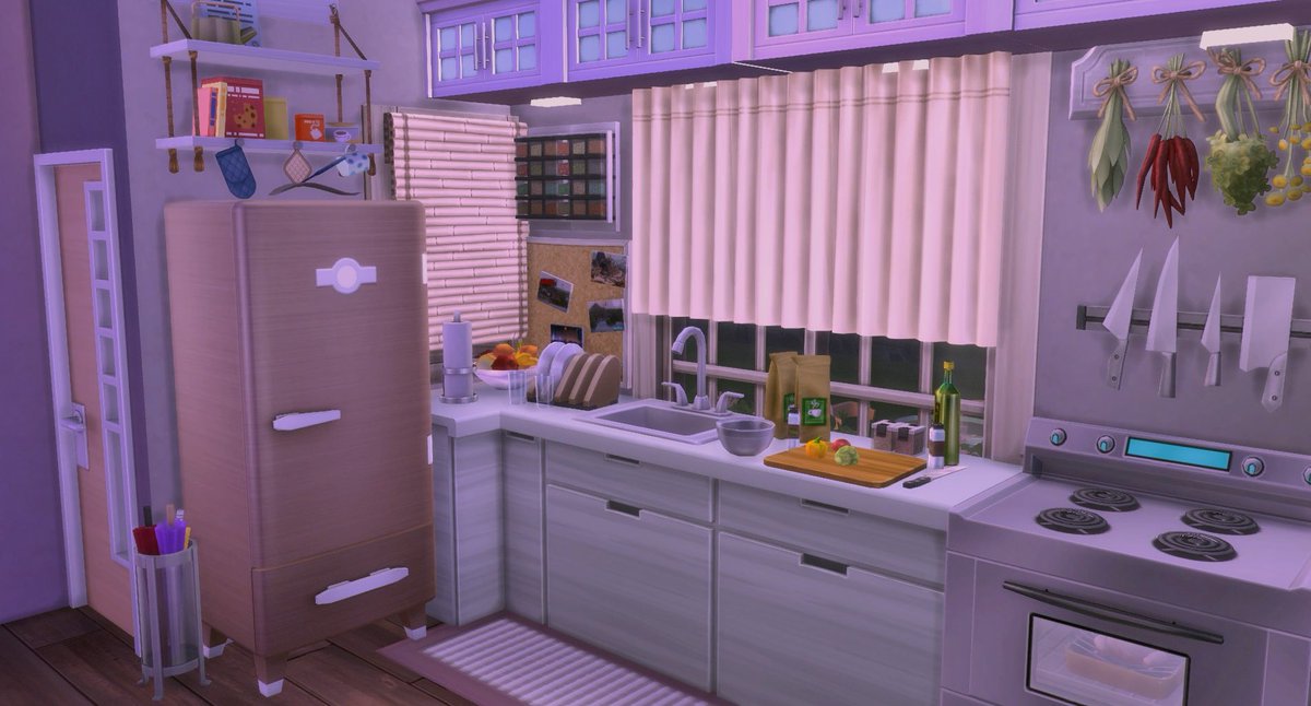 littlestbuilds's tweet photo. The Tiny Home of My Dreams! 💜

🏡 60 tiles
🛠 20x20 lot
💰§ 68,027 Simoleons

- 2 Bedrooms &amp; 2 Bathrooms
- Large fenced in back yard
- Botanist’s Garden
- Small pond 

Download here! ⬇️
https://t.co/6UhnqHblHu

#ShowUsYourBuilds #TheSims4 https://t.co/eEFO3Uk9D3