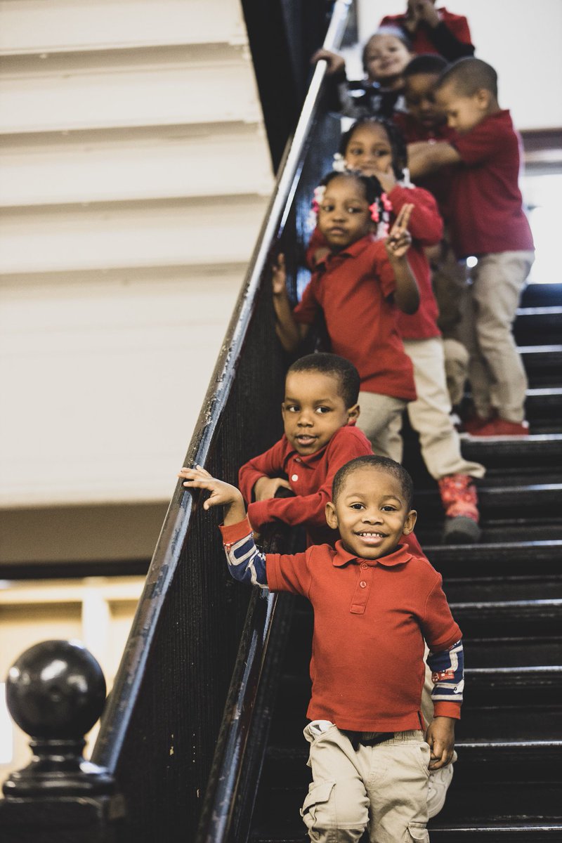 FrazierPrep's tweet photo. Nothing says #FrazierPride like our students! Those smiles, these hearts, it’s why #FrazierMatters! Have you followed us on IG and Fb (@FrazierPreparatoryAcademy) Join the cause! Why does #Frazier matter to you? | #OurSchoolHasASoul | #SaveOurSchool! https://t.co/rDNRuEXaHu