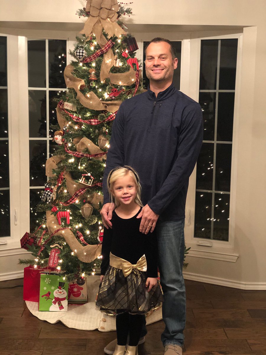 Coachwillwagner's tweet photo. Blessed!  #GirlDads https://t.co/BALMkxD2s8