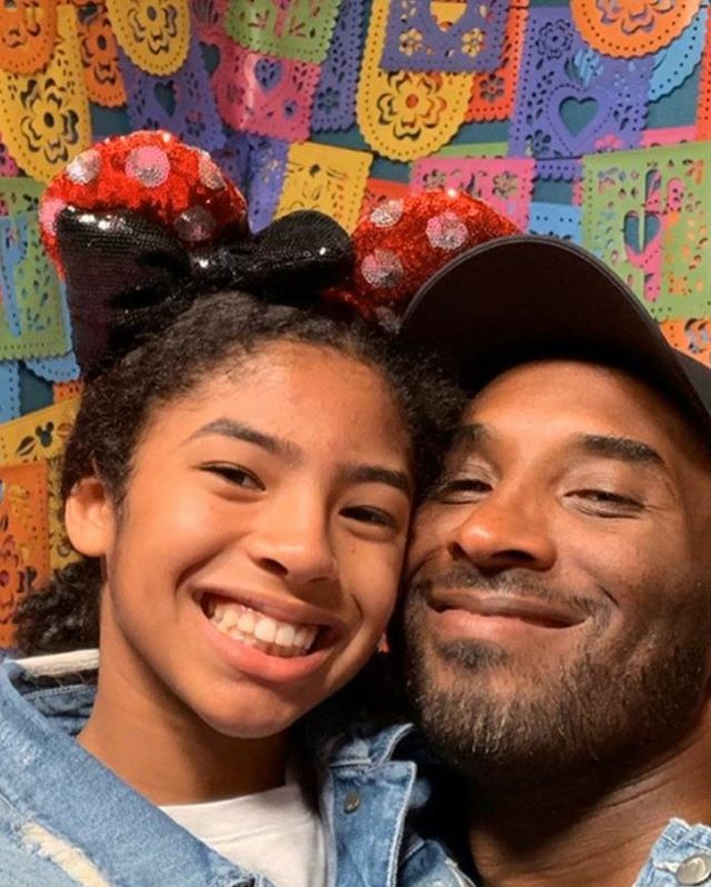 HonestlyMargo's tweet image. Our hearts are so heavy 😔 we lost a legend this week and his beautiful baby girl. 💔 Tragedies like this remind us how precious life is, and that we can’t take anything for granted.  Spread love and warmth, always. Praying for the Bryant family - as w… ift.tt/2ObcOU5