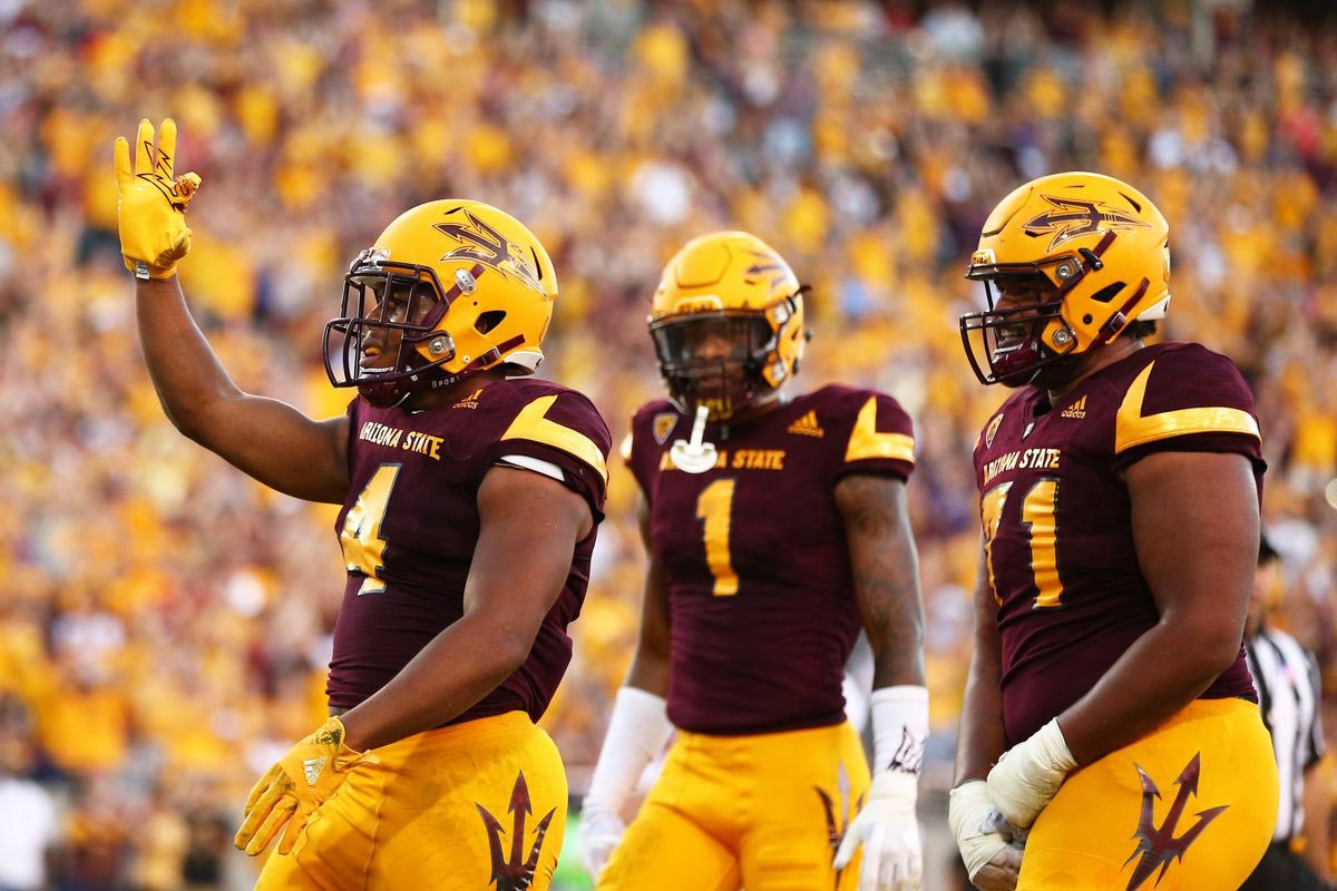 VeilleuxQB11's tweet photo. Blessed to receive an offer from Arizona State!! @ZakHill10 #ForksUp @GridironCamp #GSQUAD @Bullisfootball @PatCilento https://t.co/5oLK5ykLuG