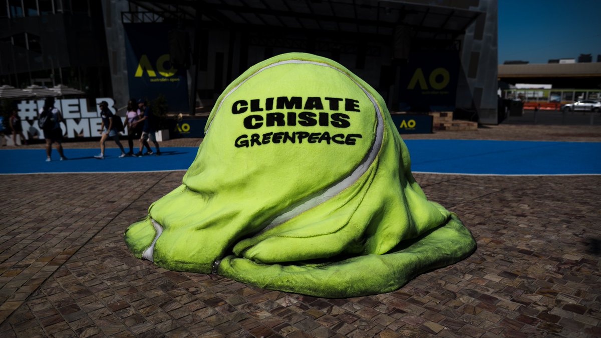 knowstudio's tweet image. #AusOpen is really heating up. #ClimateCrisis #TheLastAustralianOpen #Greenpeace