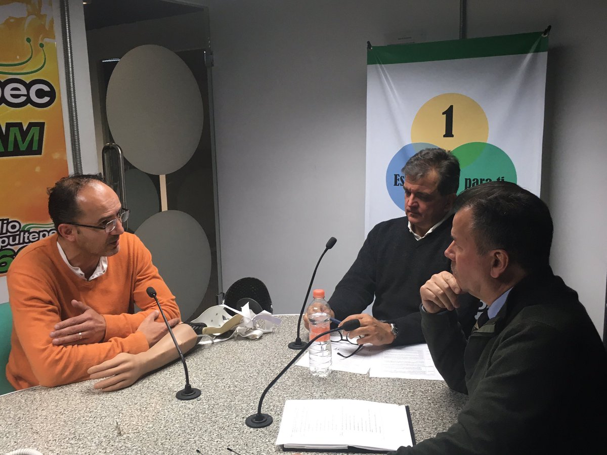 unespacio830's tweet photo. “Una prótesis puede durar hasta 20 o 30 años”: Edgar Cabrera, director general de Prótesis Pies y Manos. #UnEspacioParaTi560 https://t.co/4xOUlLGECi