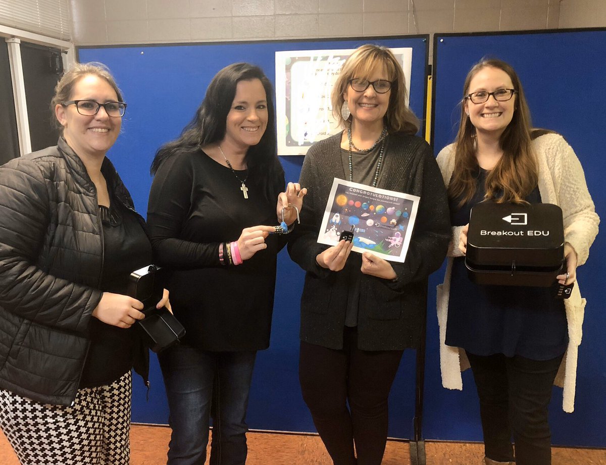 debbie_amsti's tweet photo. Another day of PLCs -AMSTI Troy PLC round #3 Tasks including a Breakout. Thank you MS & HS Year 2 participants!! #mathisfun #amstitroy #amstiworks @AGEiland @AMSTITroyU https://t.co/zDzikzZt7F